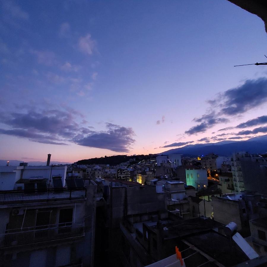 Appartement Urban Penthouse à Patras Extérieur photo