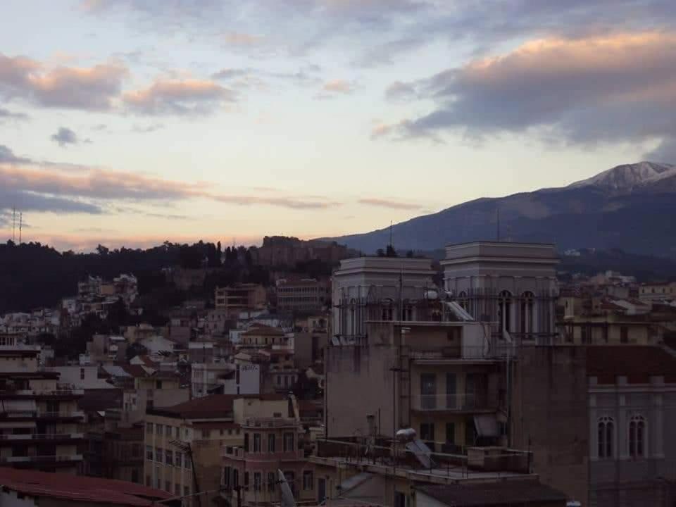 Appartement Urban Penthouse à Patras Extérieur photo