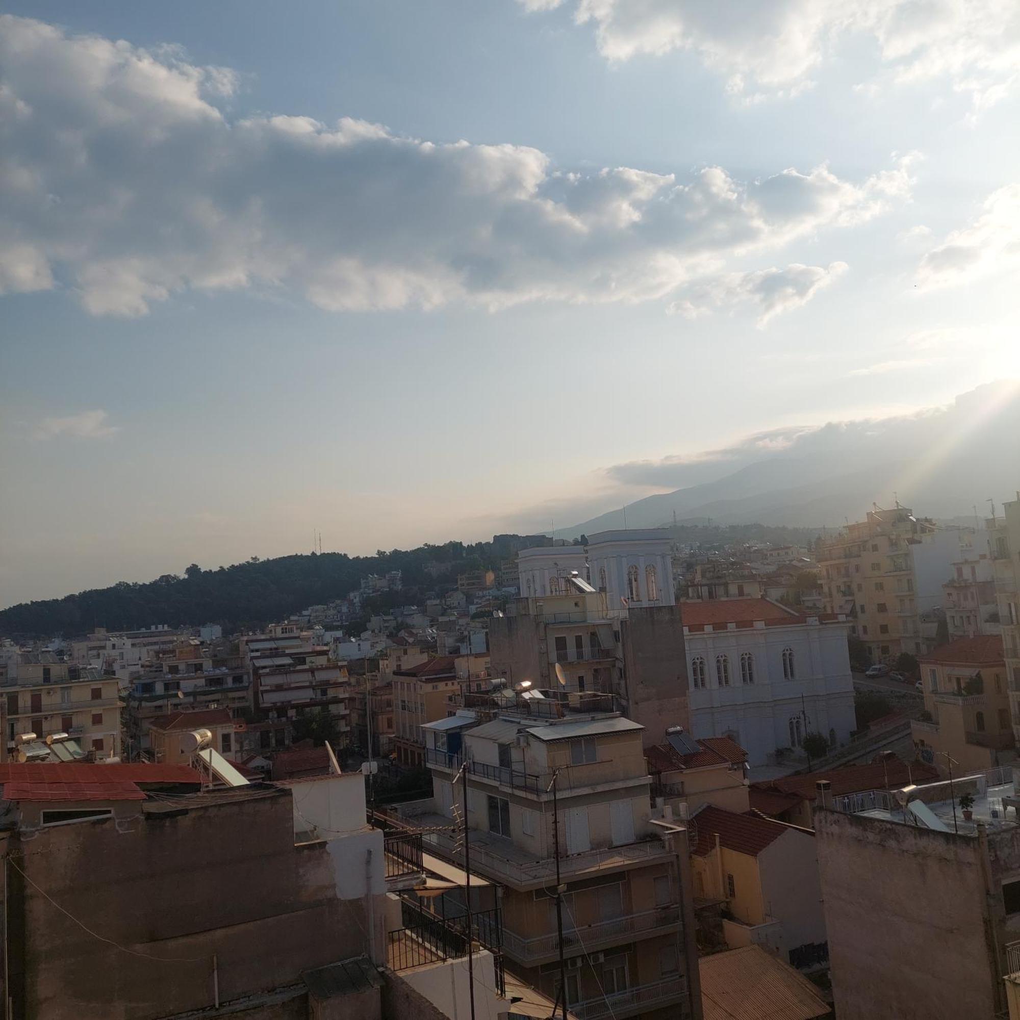 Appartement Urban Penthouse à Patras Extérieur photo